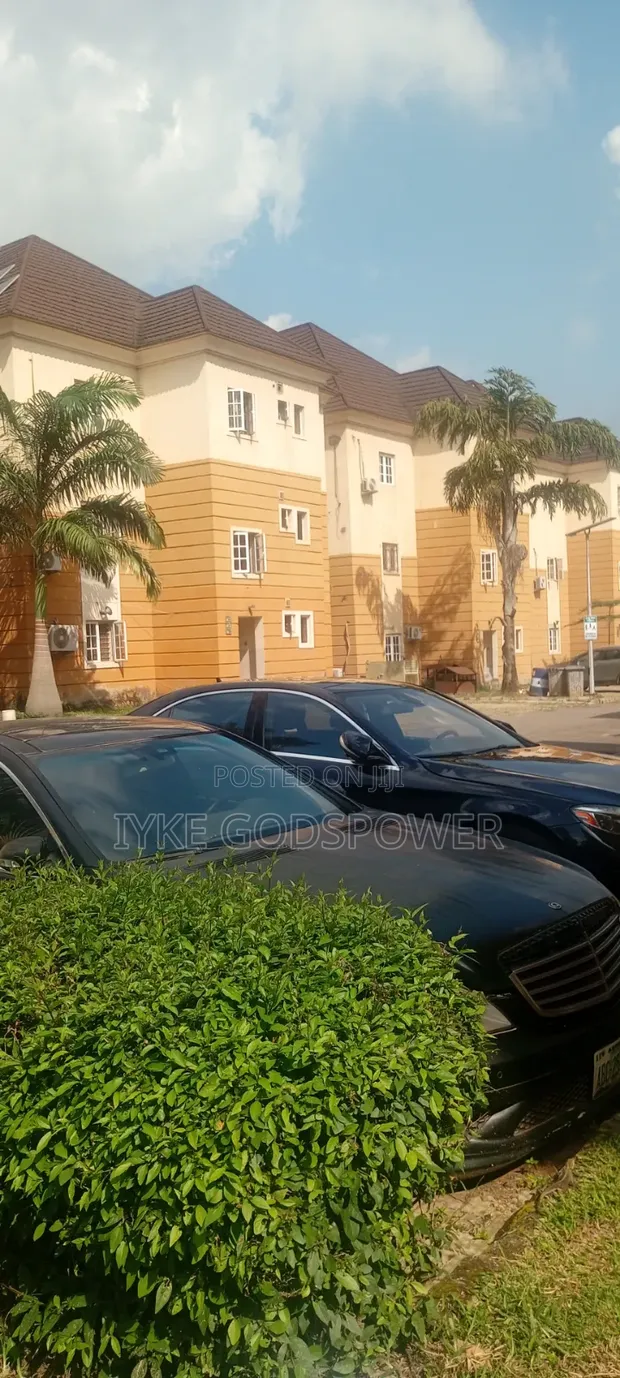 1-Bedroom Chalet don haya a Ever Green Estate, Durumi - 1
