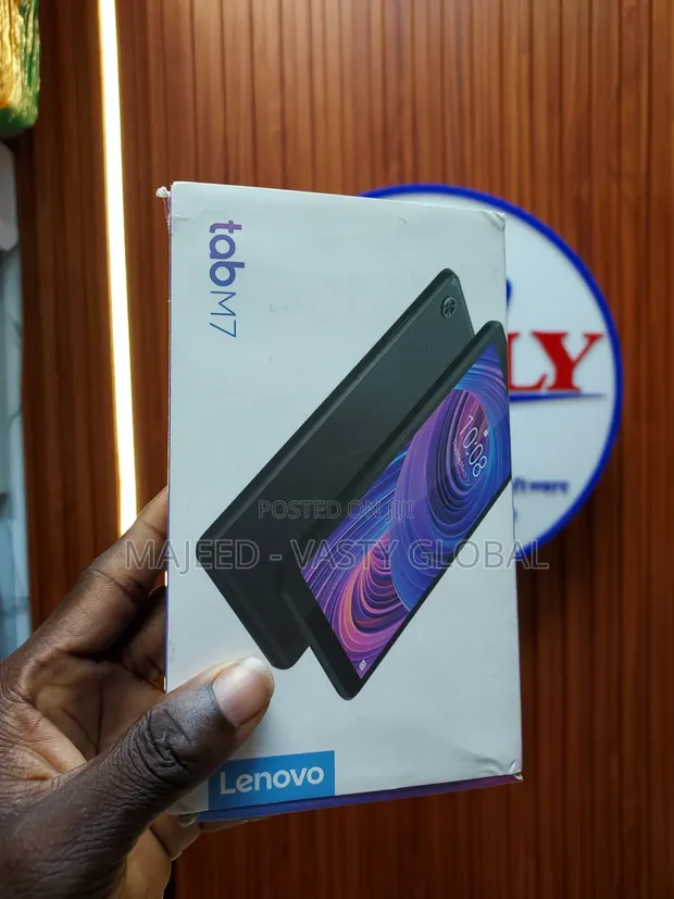 New Lenovo Tab M7 16GB WiFi - 1
