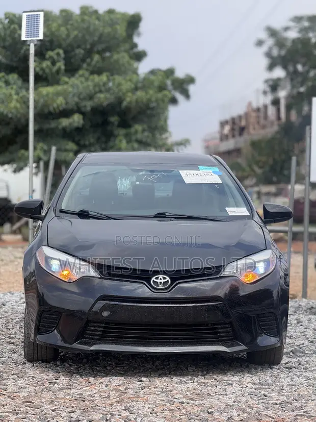 Toyota Corolla LE Premium Sedan 2016 - 1