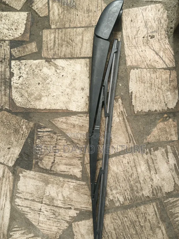 Used Rear Wiper for Toyota Venza - 1