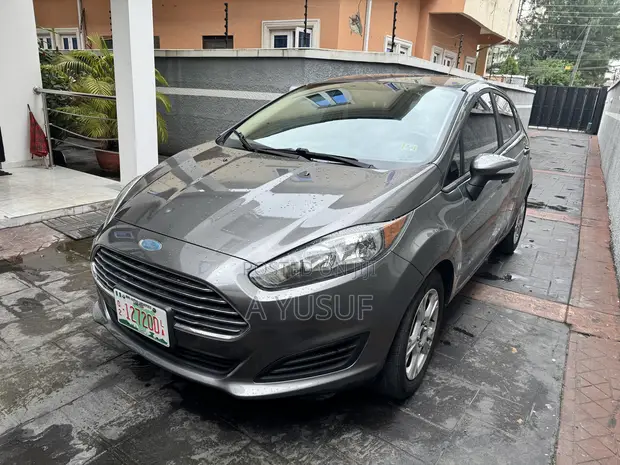 2014 Ford Fiesta SE 4dr Hatchback (1.6L 5M) Brown - 1