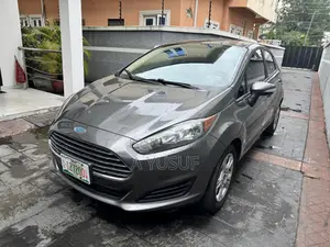 Ford Fiesta SE 4dr Hatchback (1.6L 5M) 2014 Brown
