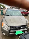 Toyota RAV4 3.5 2010 Gold - 5