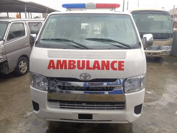 2015 Toyota HiAce Ambulance Bus - 1