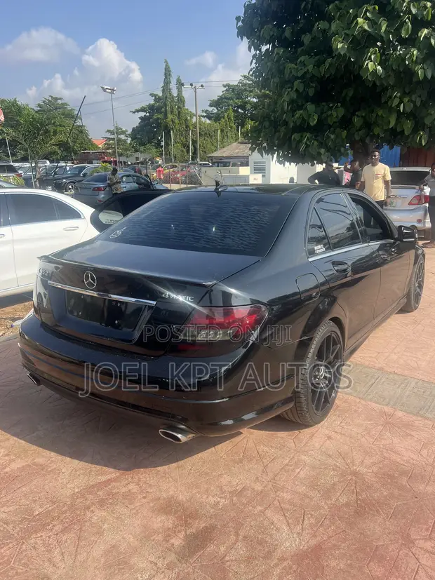 Mercedes-Benz C300 2011 Baki - 1