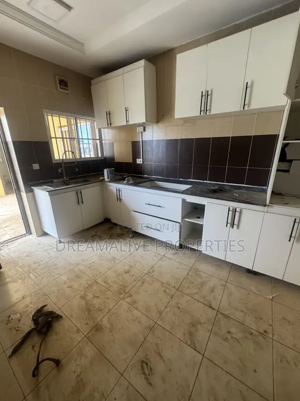 3 Bedroom Apartment with BQ for Rent in Life Camp - 1