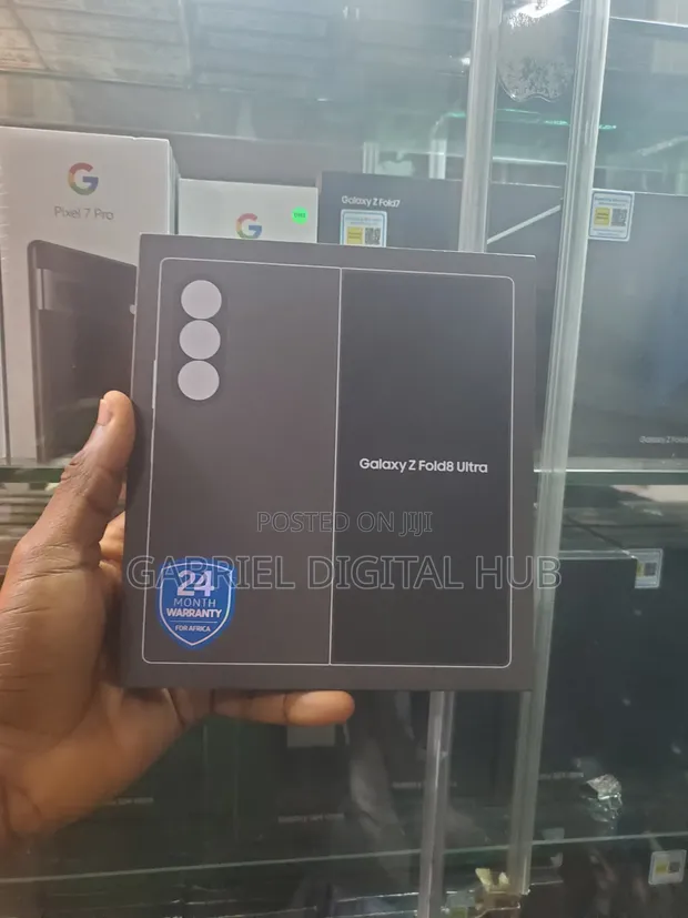 New Samsung Galaxy Z Fold8 Ultra 512GB Silver - 1