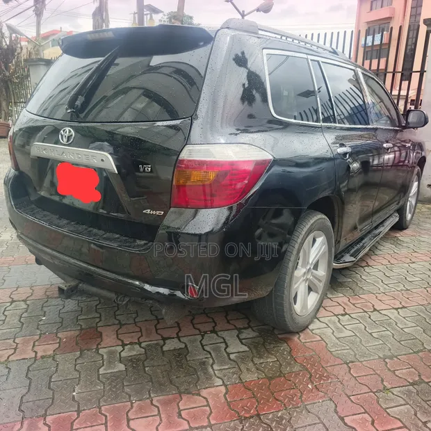 Toyota Highlander 2008 Black - 1