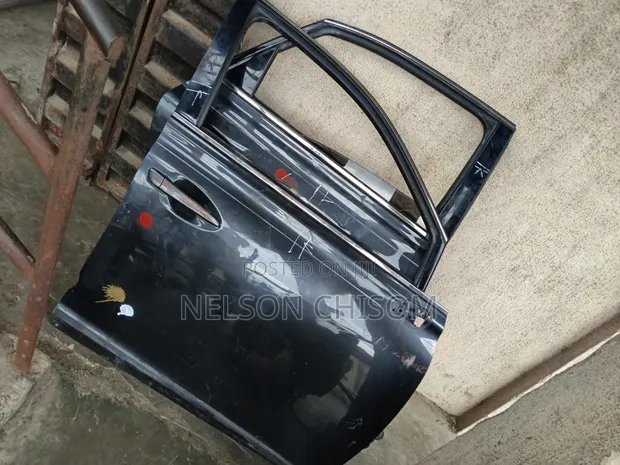 Lexus RX350 2010 Front Right Door (Toks) - 1
