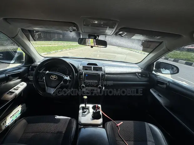 Toyota Camry SE Sedan 2013 - 1