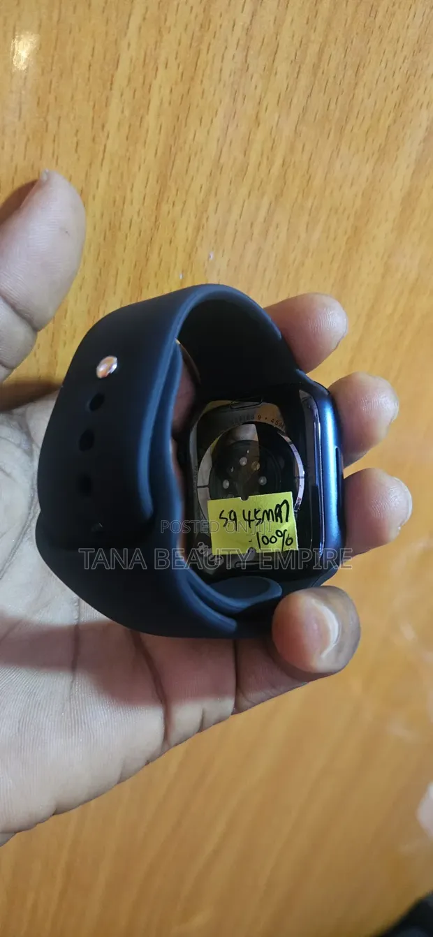 Apple Watch Series 9 45mm GPS + Cellular - 1