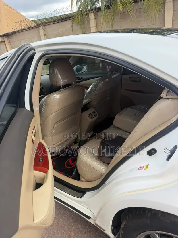 Lexus ES 350 2009 White - 1
