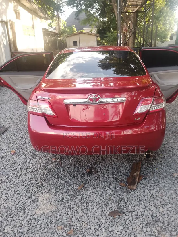 Toyota Camry 2010 Ja - 1