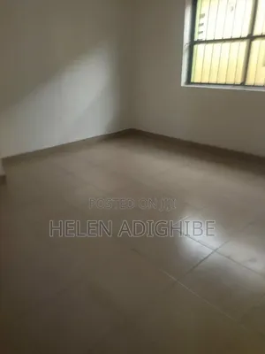 Gidan haya mai dakuna 3 da kayan daki a Unity Estate, Egbeda