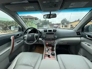 Toyota Highlander 2010 Grey - Amfani Da Aka Yi A Kasashen Waje