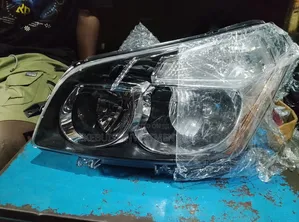 Pontiac Vibe Headlight 2009