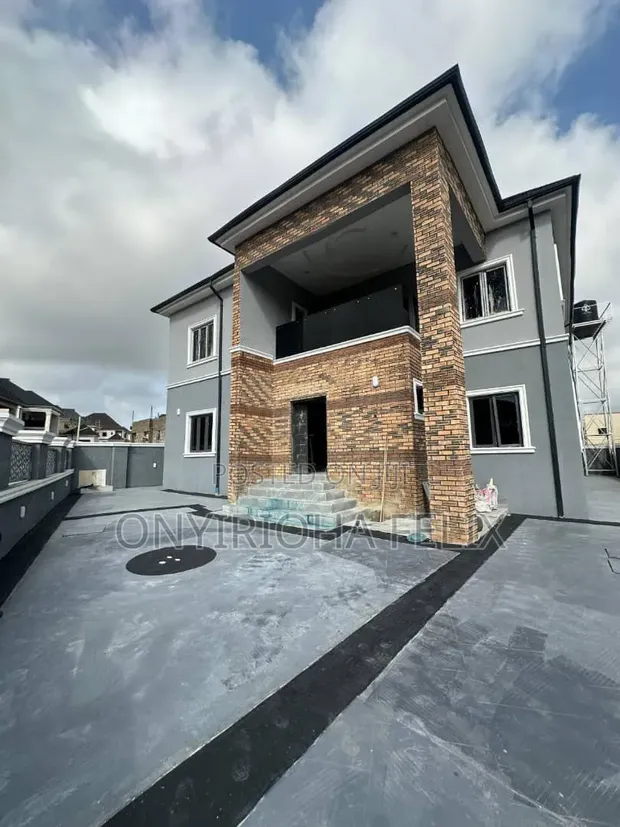 5 Bedroom Fully Detached Duplex a Sabon Lugbe, Abuja - 1