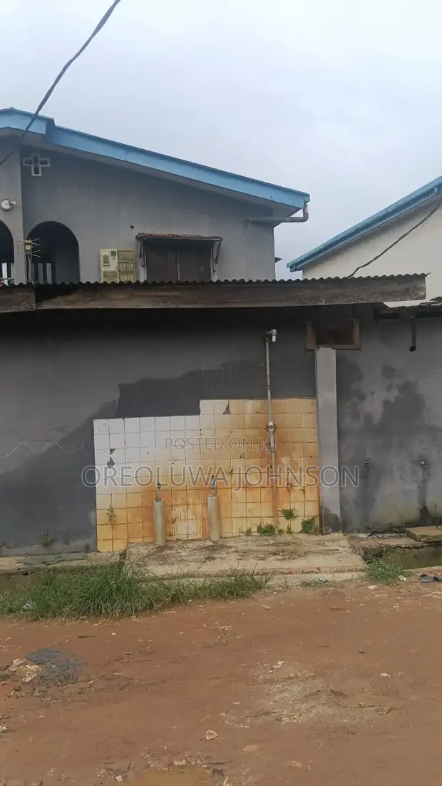 4 Units of 3-Bedroom Block of Flats for Sale in Egbe/Idimu - 1