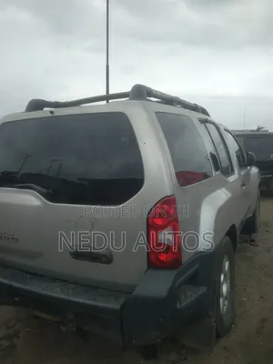 Nissan Xterra 2005 Silver