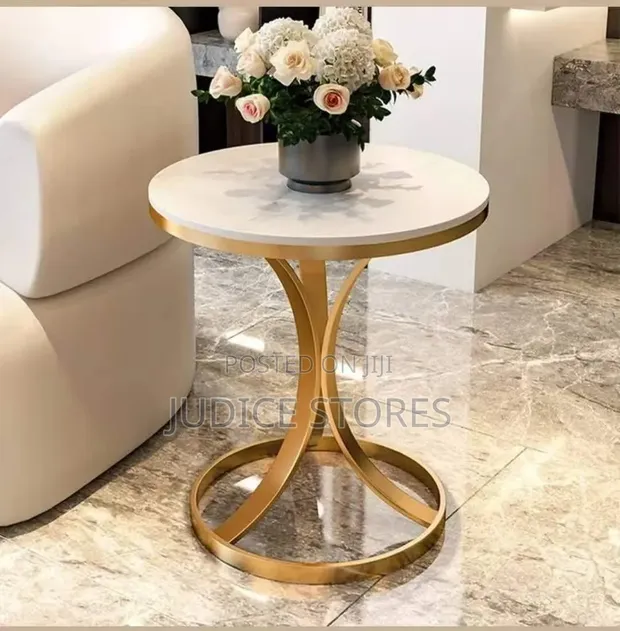 Round Coffee Stool - Gold & Black Legs - 1