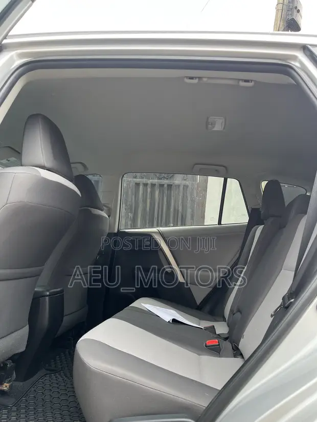2014 Toyota RAV4 LE SUV AWD - 1