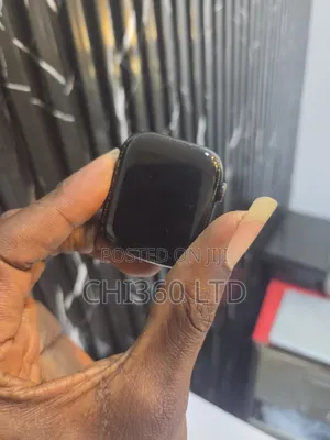 Apple Watch Series 7 45mm GPS