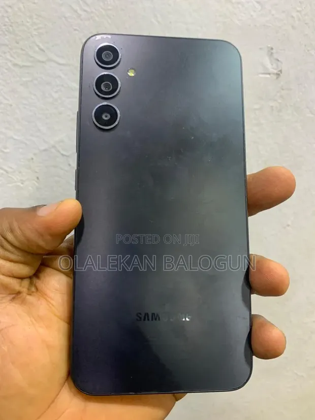 Samsung Galaxy A34 128GB Black (UK Used) - 1