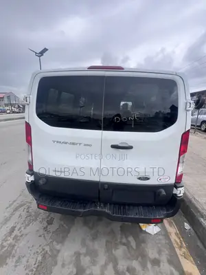 Ford Transit 350 2016 Fari