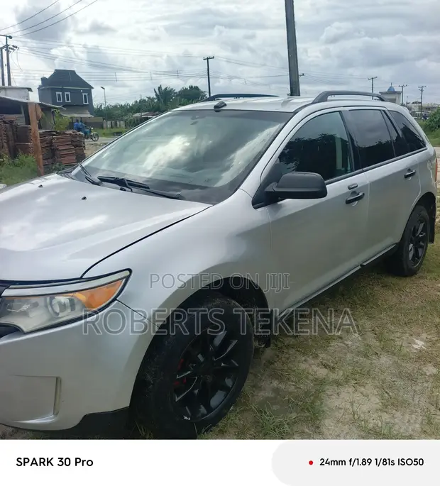 2013 Ford Edge Limited AWD SUV - Clean Local Used - 1