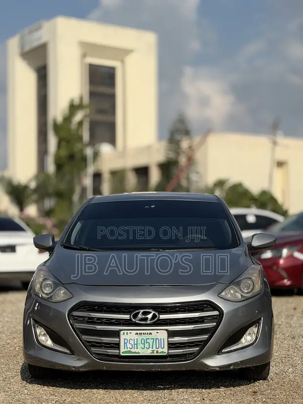 2013 Hyundai Elantra GT Hatchback - 1