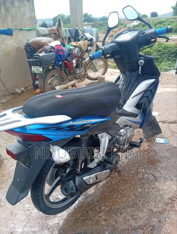 Mota 2025 Shuɗi - 1