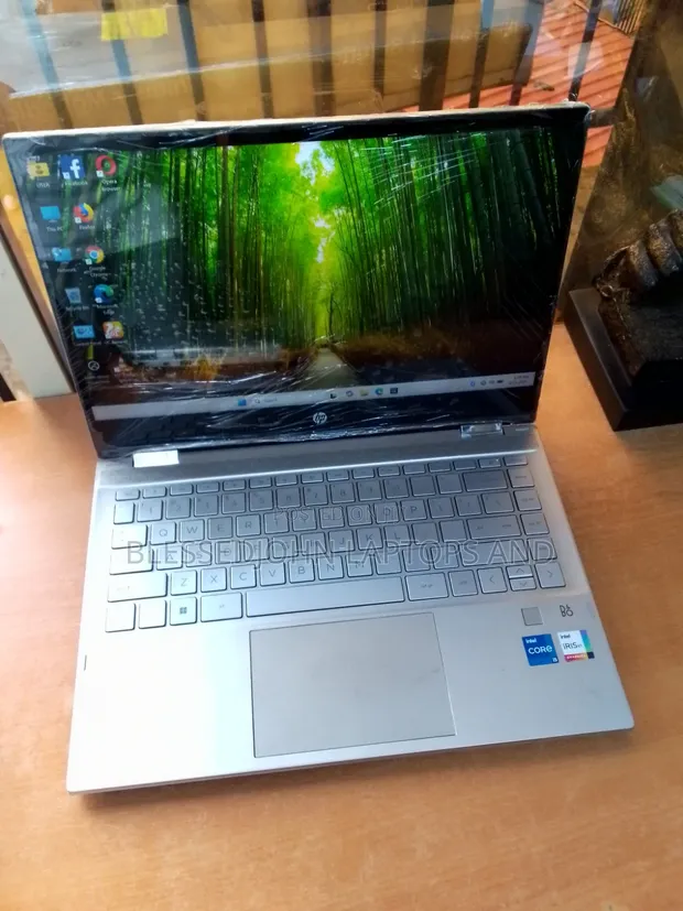 HP Pavilion x360 Convertible Laptop - 14" i5, 8GB RAM, 256GB SSD - 1