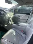 2011 Toyota Venza V6 Silver - 4