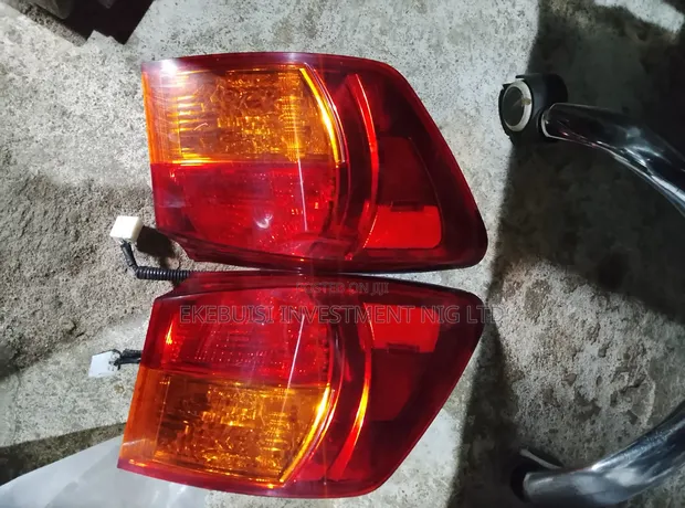 Lexus IS250 2008 Rear Tail Lights (Used) - 1