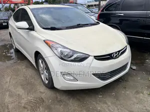 Hyundai Elantra Limited 2012 White