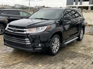 2016 Toyota Highlander XLE V6 4x4 Black