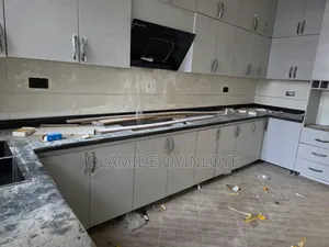Creek Avenue Court 3-Bedroom Duplex with BQ, VGC Extension