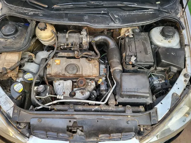 Peugeot 206 2005 Silver Manual - 1