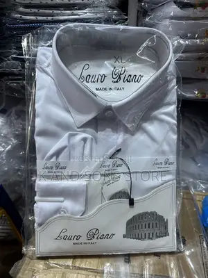 Laura Biano Shirt na Maza Mai Launin Fari