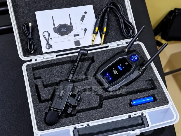 Classic Audio Wireless Saxophone Microphone - 1