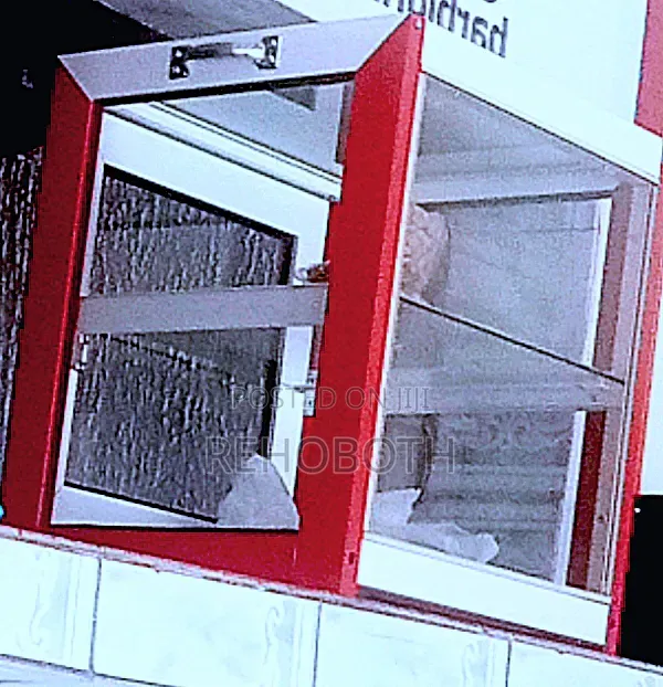 Showcase Display Cabinet - 1