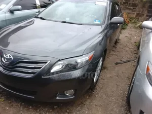 Toyota Camry 2010 Grey