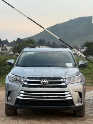 Toyota Highlander XLE 2016 Silver