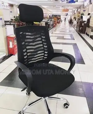 Victory Ergonomic Luxury Swivel Office Chair mai Headrest