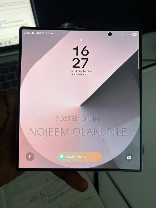 Samsung Galaxy Z Fold6 256GB Silver - 1