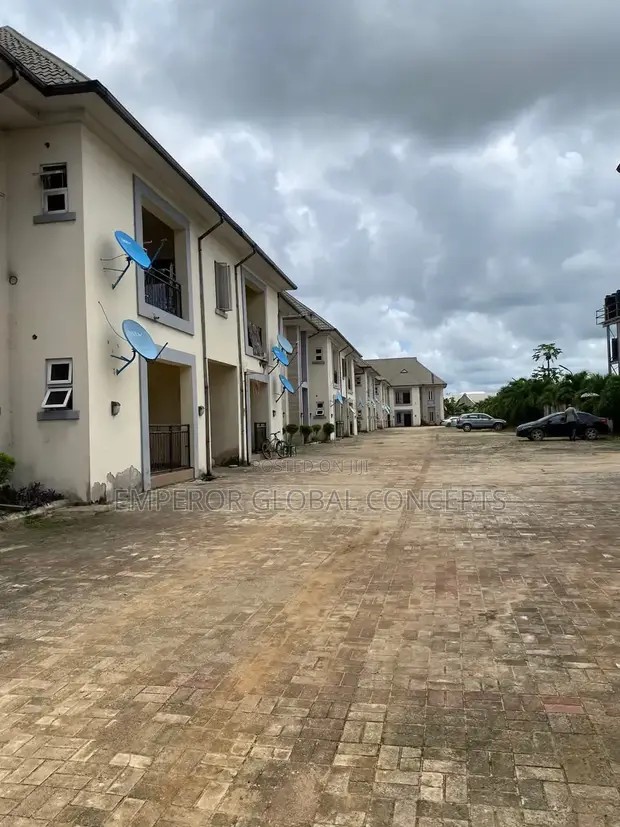 20-Bedroom Block of Flats in Pristine Estate, Obio-Akpor - 1