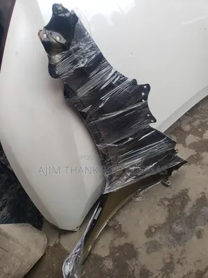 Fender Hagu na Toyota Highlander 2015-2019 (Na Biyu)