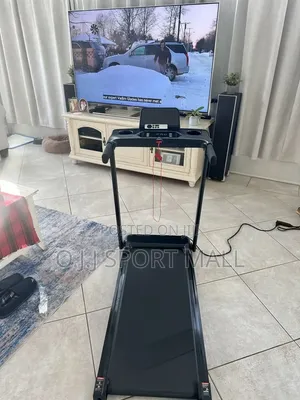 Supermax Pro 1.5HP Treadmill Mai Rufi Da Wurin Zuba Kwalba