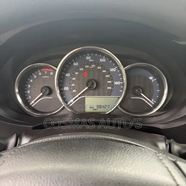 2016 Toyota Corolla LE Premium Sedan - Kai Daga Belgium - 1