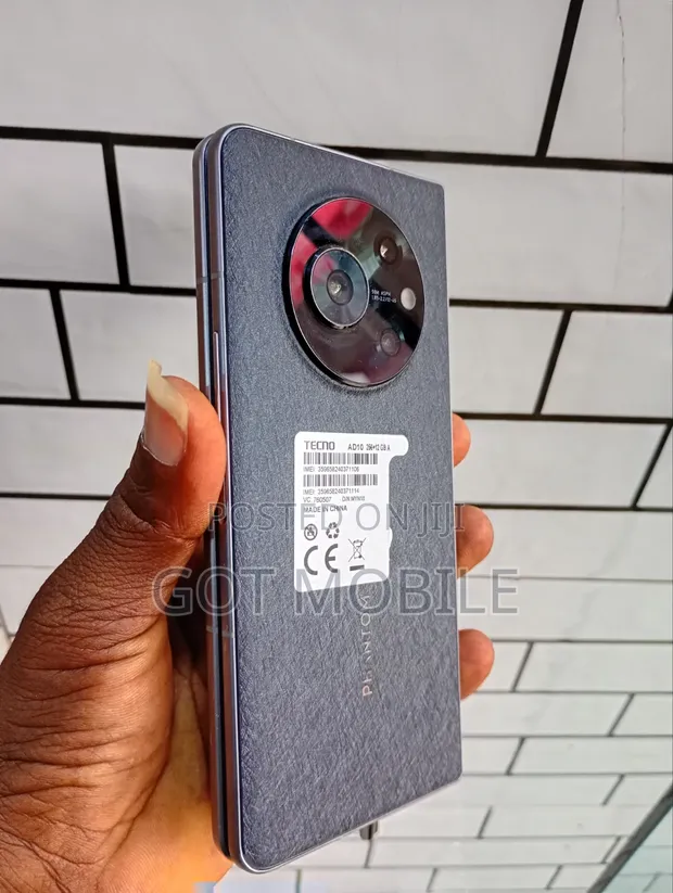 Tecno Phantom V Fold 256GB Gray - 1